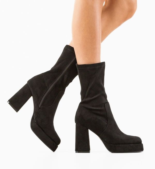 Carolie Ботини Crely Черни