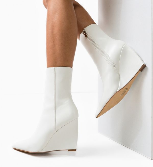 Ali Ботини Delila Бели