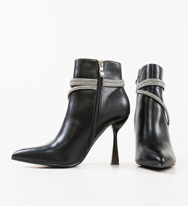 Ali Ботини Dixon Черни