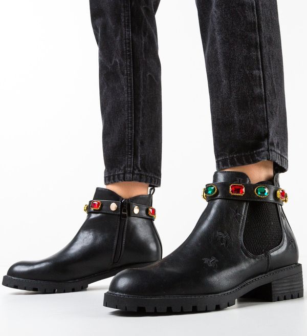 Ali Ботини Eira Черни