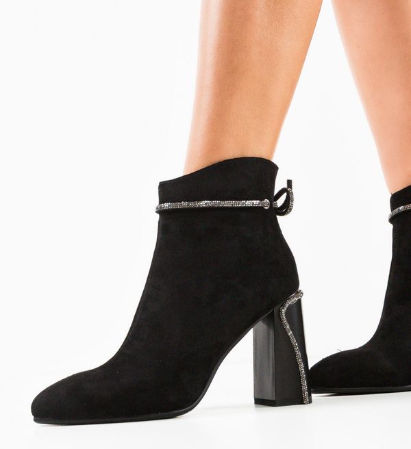 Mei Ботини Ephraim Черни