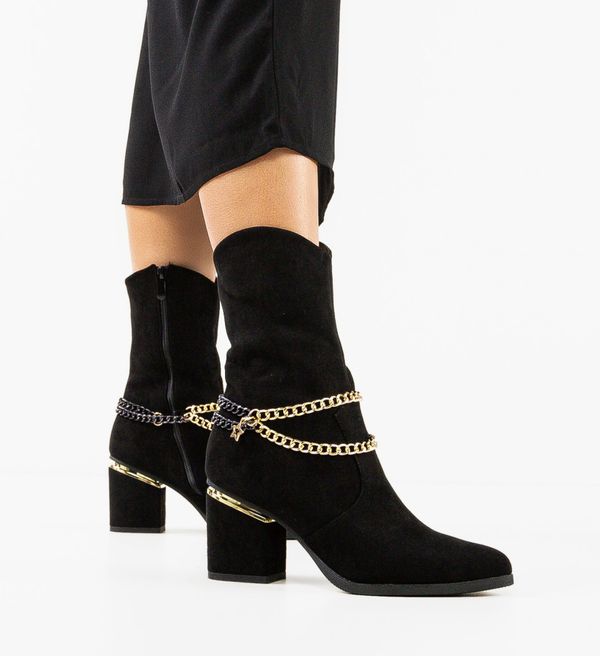 Ali Ботини Ferguso Черни