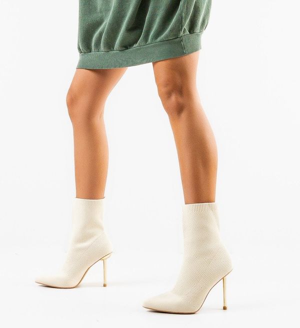 Ali Ботини Finch Бежов