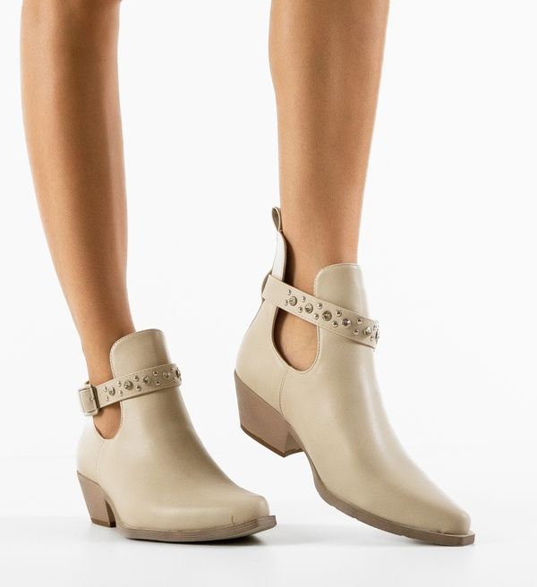 Ali Ботини Gianna Бежов