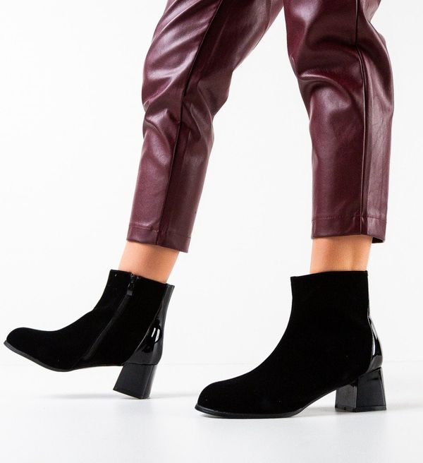 Hebe Ботини Haaris Черни