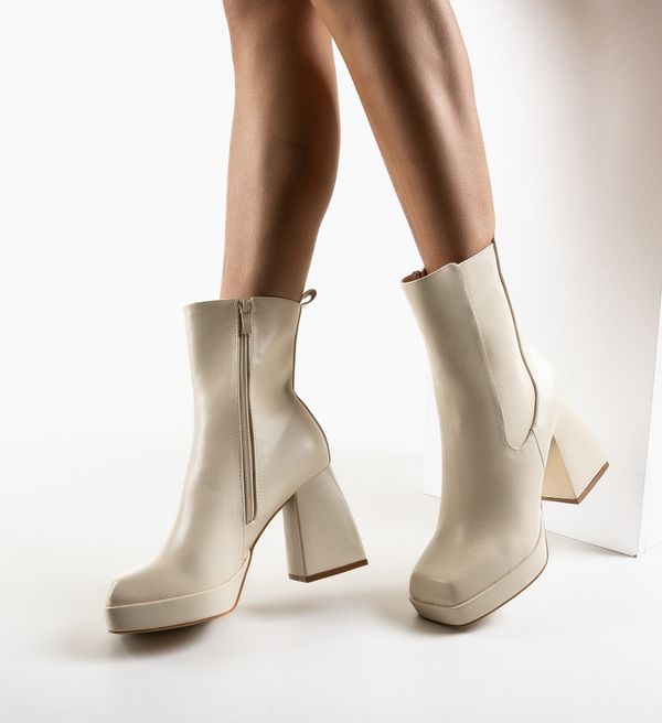 Ali Ботини Haroo Бежов