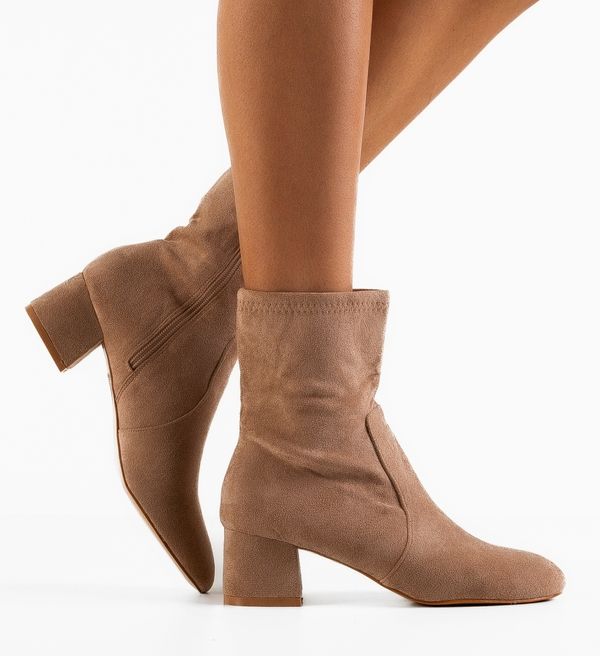 Ali Ботини Ismael Каки