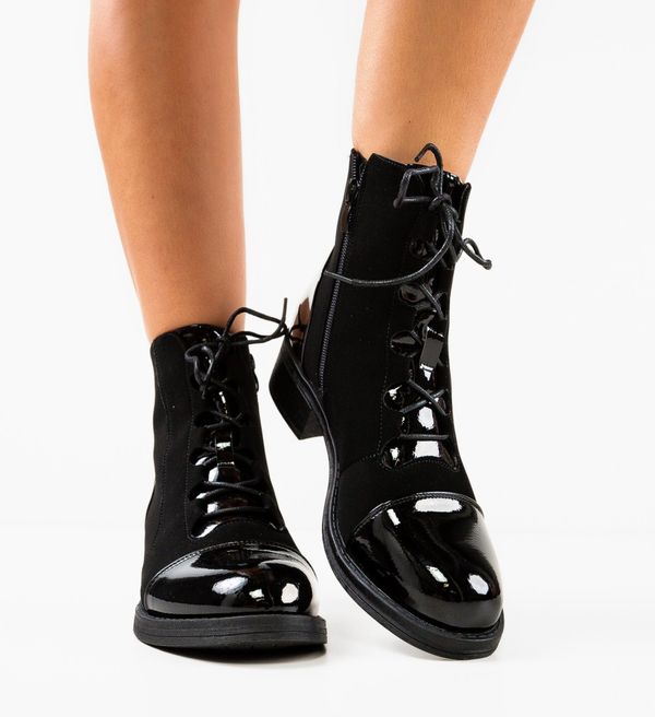 Kavia Ботини Lina Черни