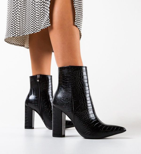 Ali Ботини Mack Черни