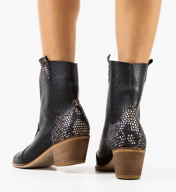 Wow Shoes Ботини Mixdor Черни