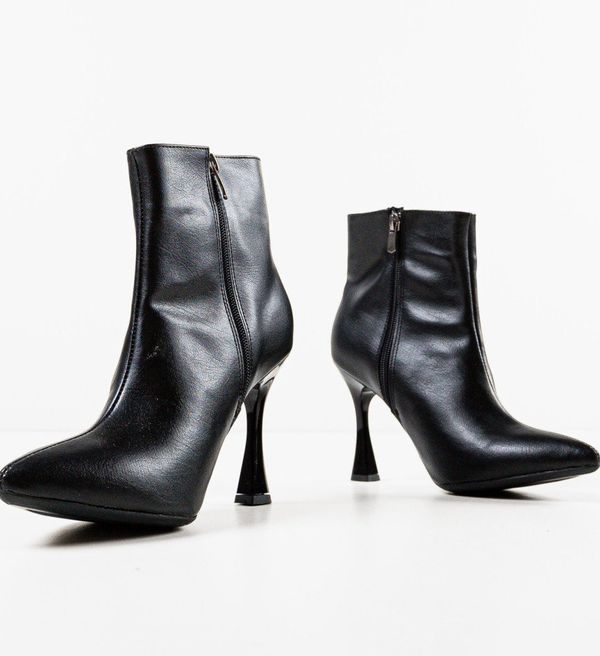 Wow Shoes Ботини Passeo Черни