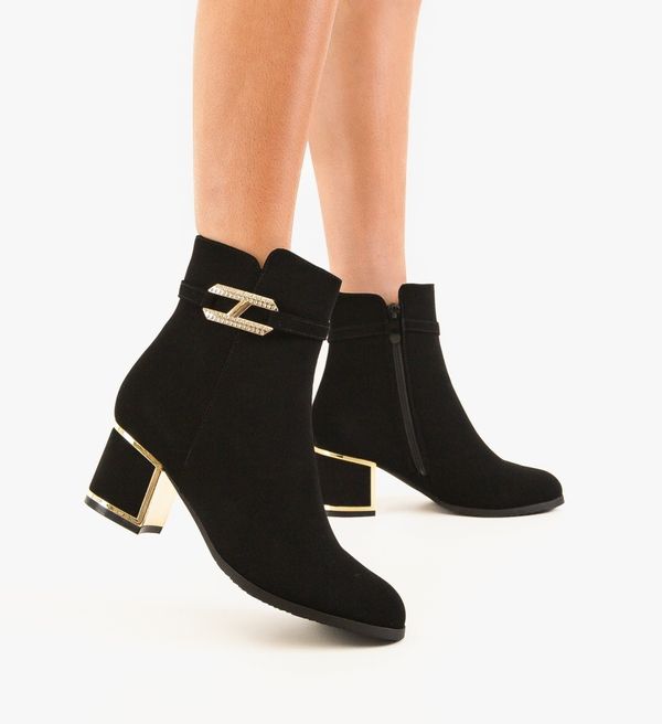 Ali Ботини Powers Черни