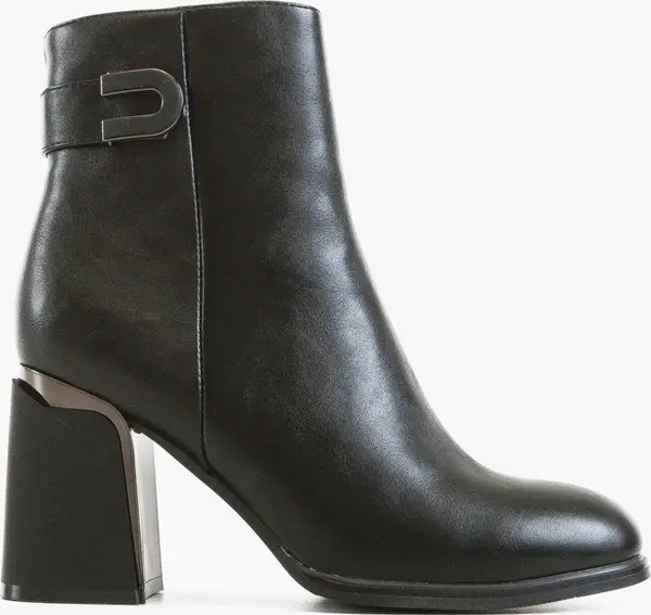 Carolie Ботини Sammy Черни