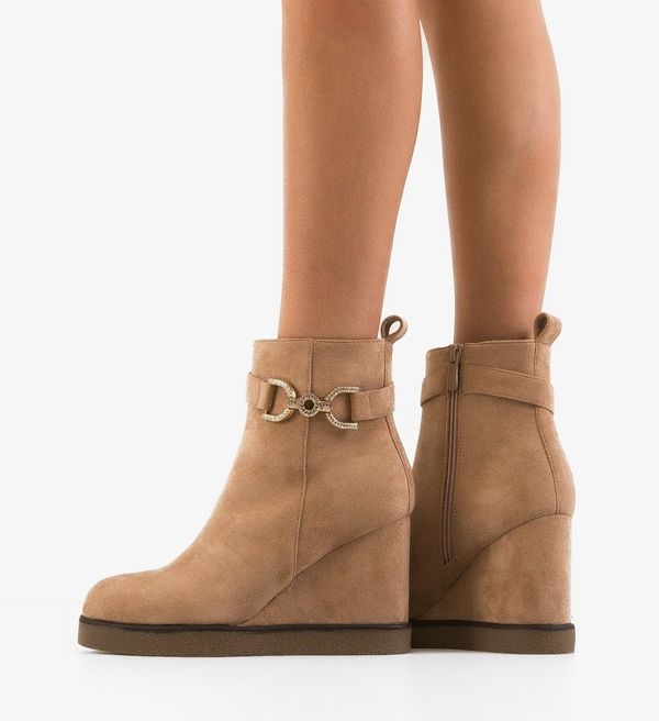 Ali Ботини Sien Каки