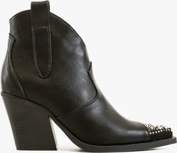 Ali Ботини Siobha Черни