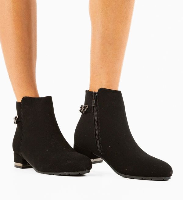 Ali Ботини Solis Черни