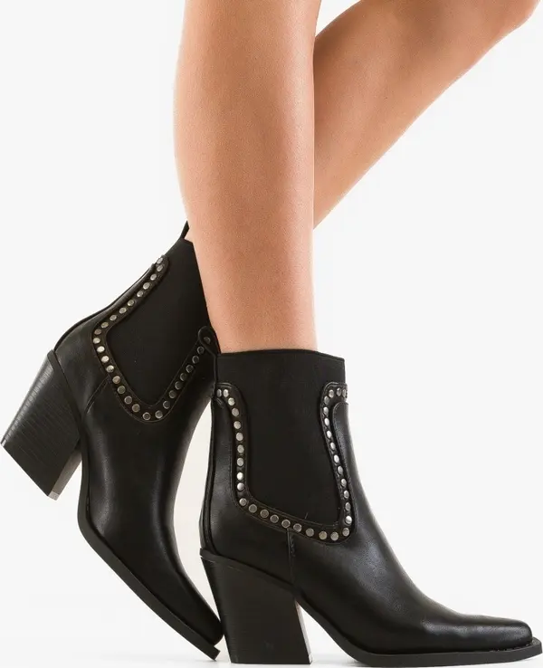 Ali Ботини Stefka Черни