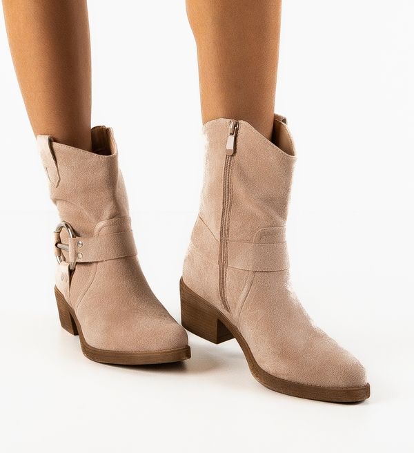 Ali Ботини Szymo Бежов