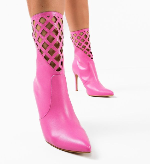 Ali Ботини Todd Розов