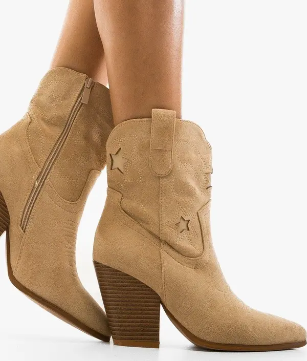 Ali Ботини Vanna Бежов