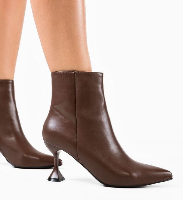 Ali Ботини Vinny Кафяв