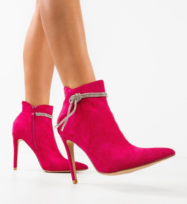 Mei Ботини Warna Розов