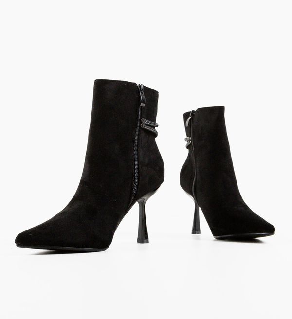 Ali Ботини Youse Черни