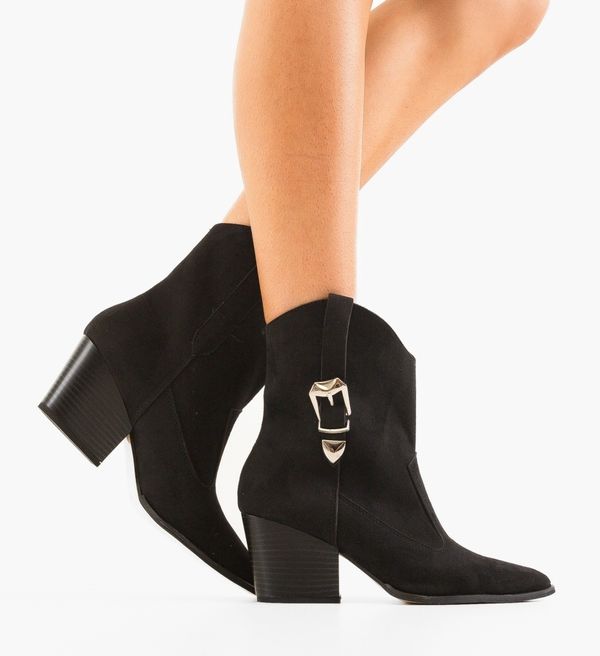 Wow Shoes Ботини Yua Черни