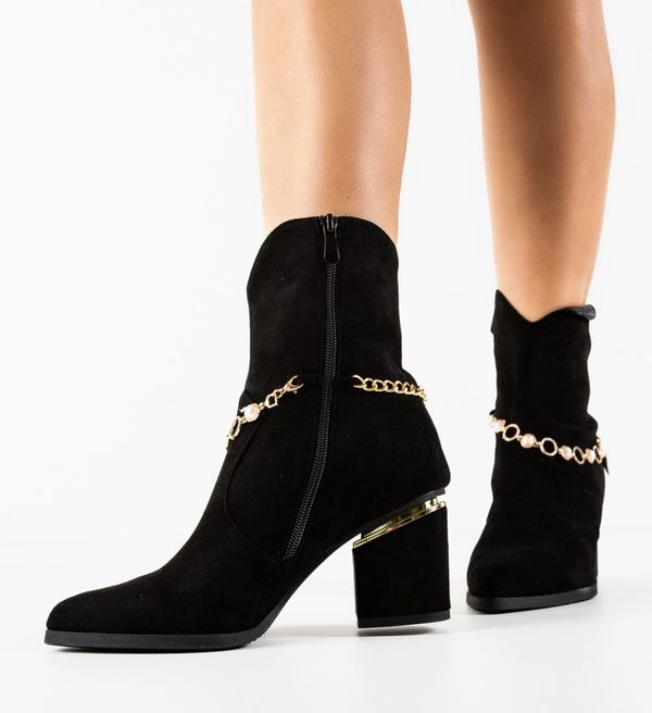 Ali Ботини Zakari Черни