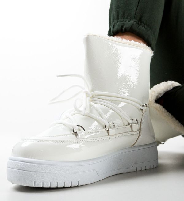 Botinelli Ботуши Alkam Бели