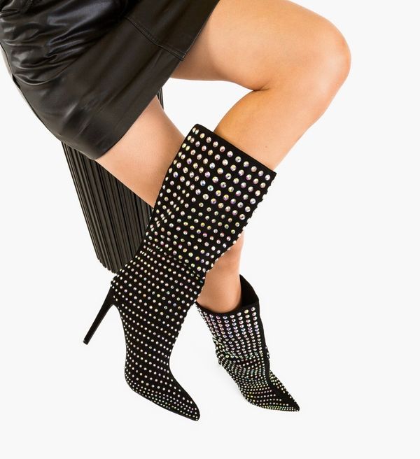 Ali Ботуши Anora Черни