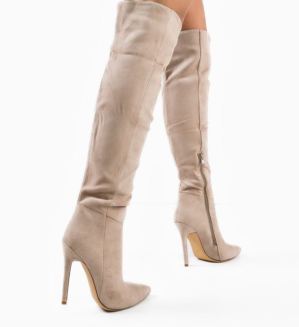 Ali Ботуши Barb Бежов