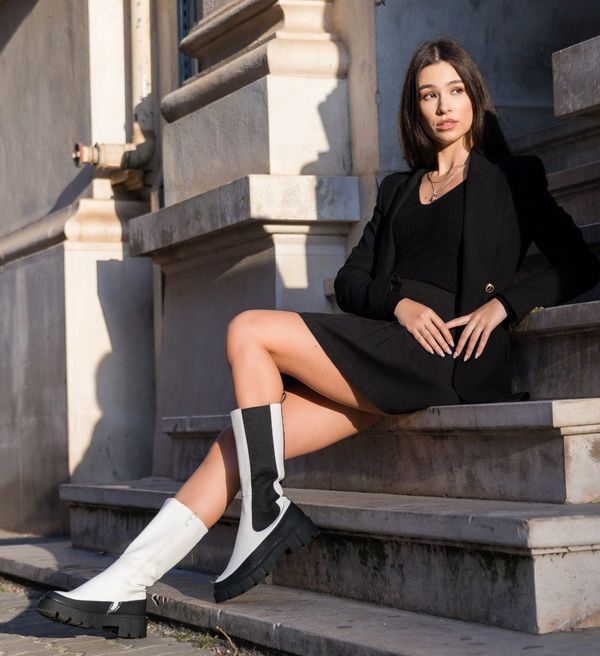 Ali Ботуши Caoimhe Бели