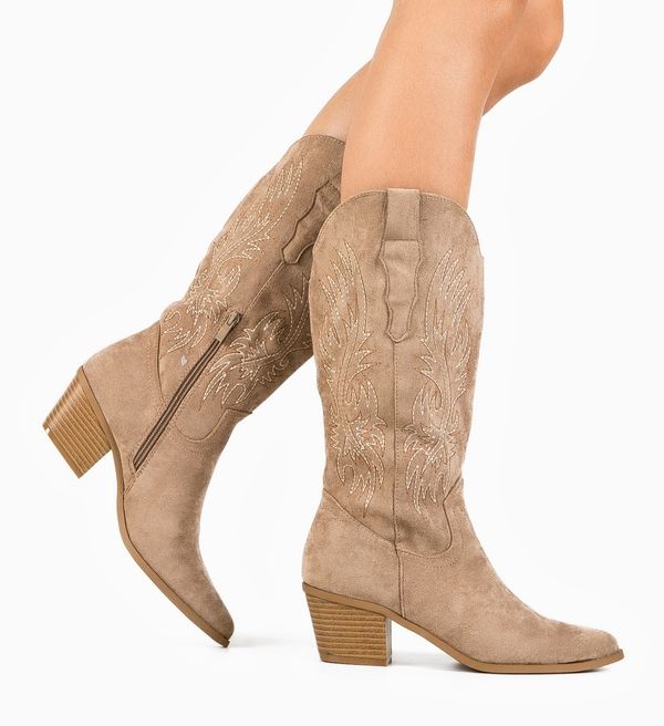 Ali Ботуши Chikelu Каки