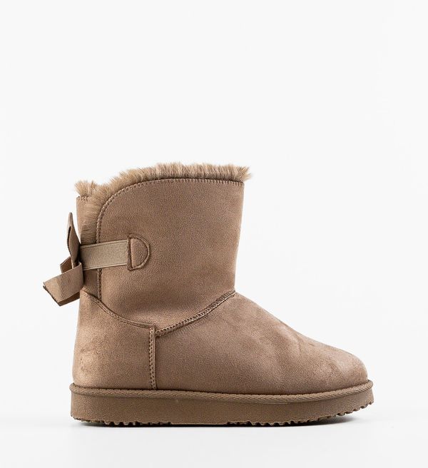 Ali Ботуши Conn Каки