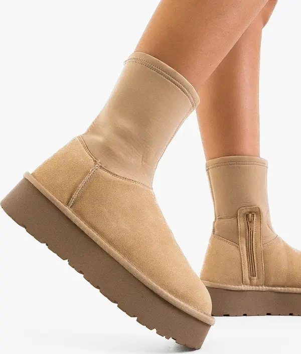 Carolie Ботуши Daboka Бежов