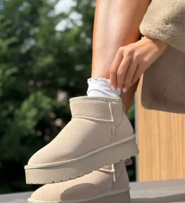 Wow Shoes Ботуши Dayana Бежов
