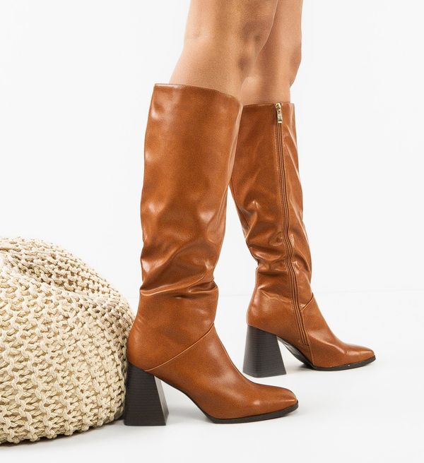 Ali Ботуши Elle Камел