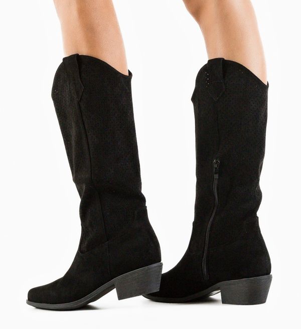 Ali Ботуши Guan Черни