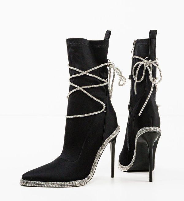 Ali Ботуши Heath Черни