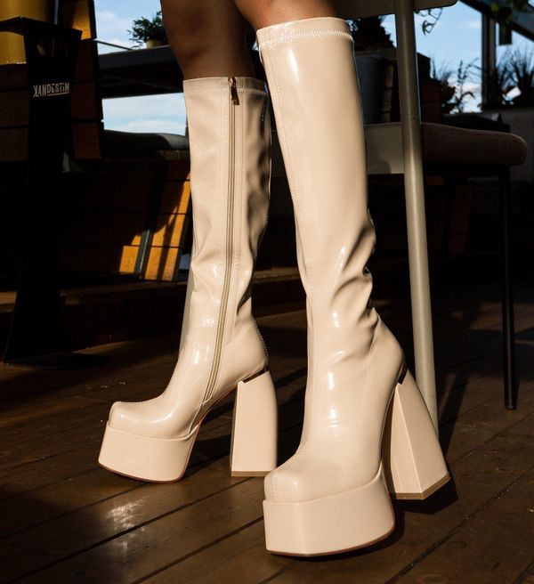 Ali Ботуши Hyun Бежов