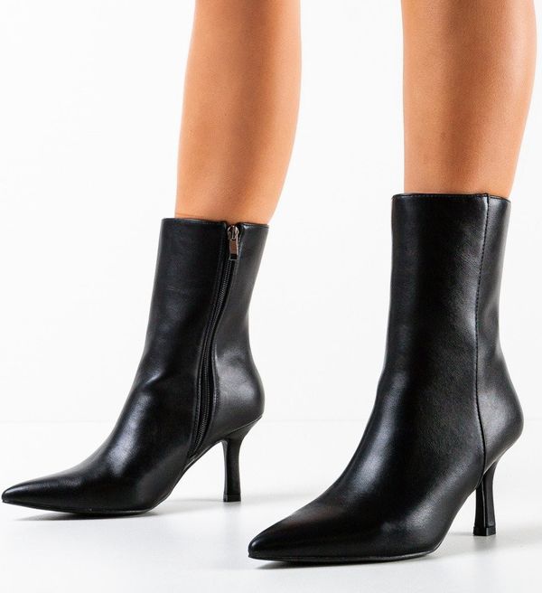 Ali Ботуши Imaan Черни