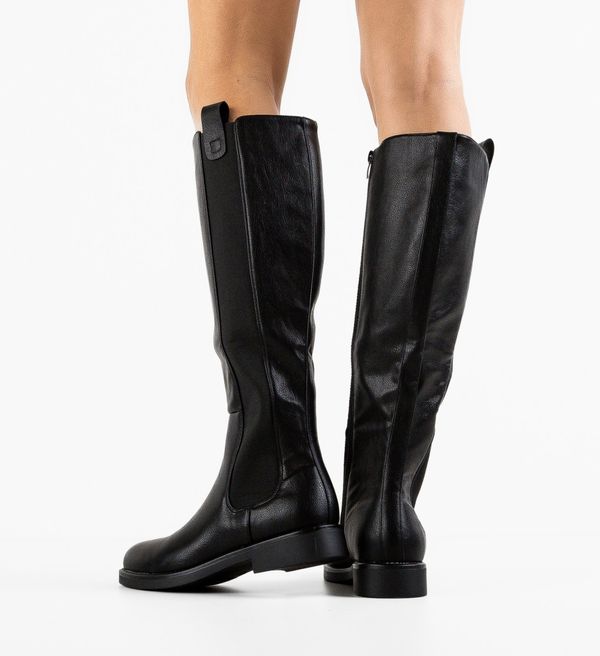 Ali Ботуши Jessie Черни