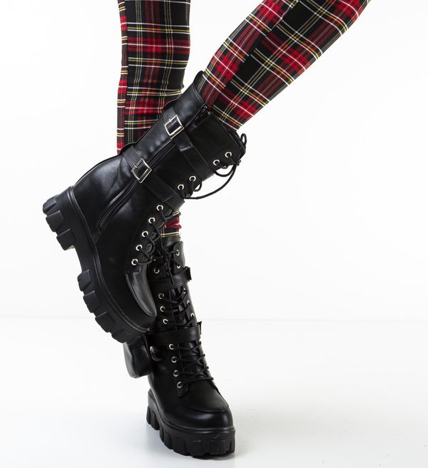 Mei Ботуши Kuve Черни