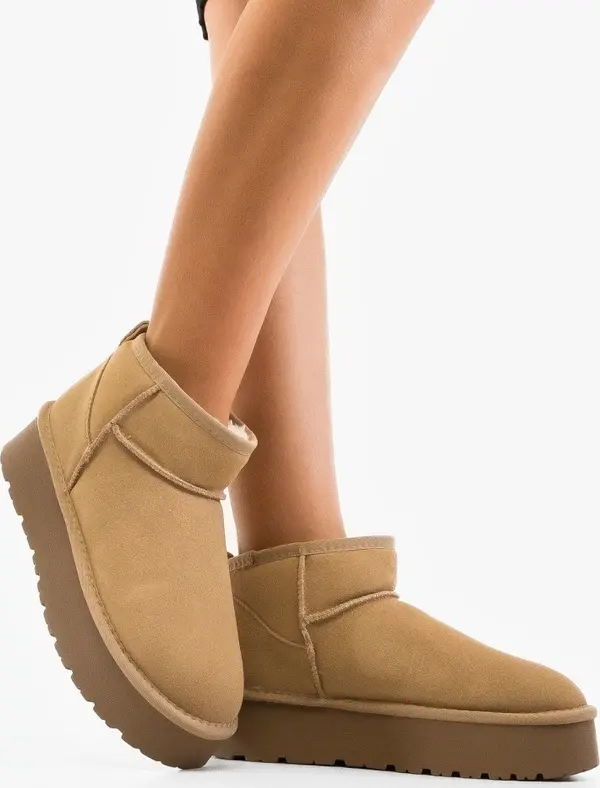 Carolie Ботуши Mayba Бежов