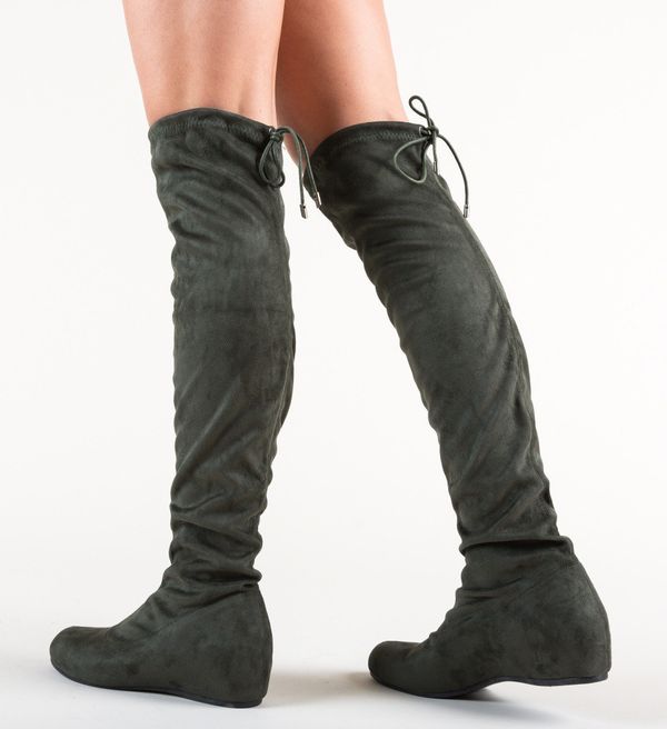 Ali Ботуши Munro