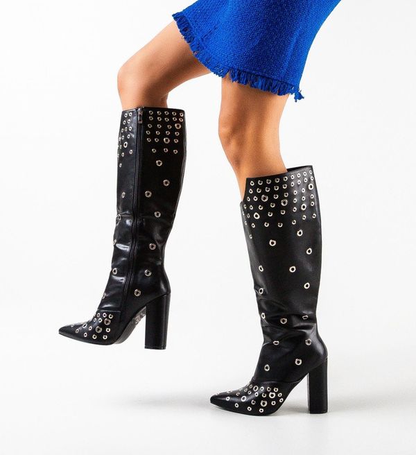 Ali Ботуши Norma Черни