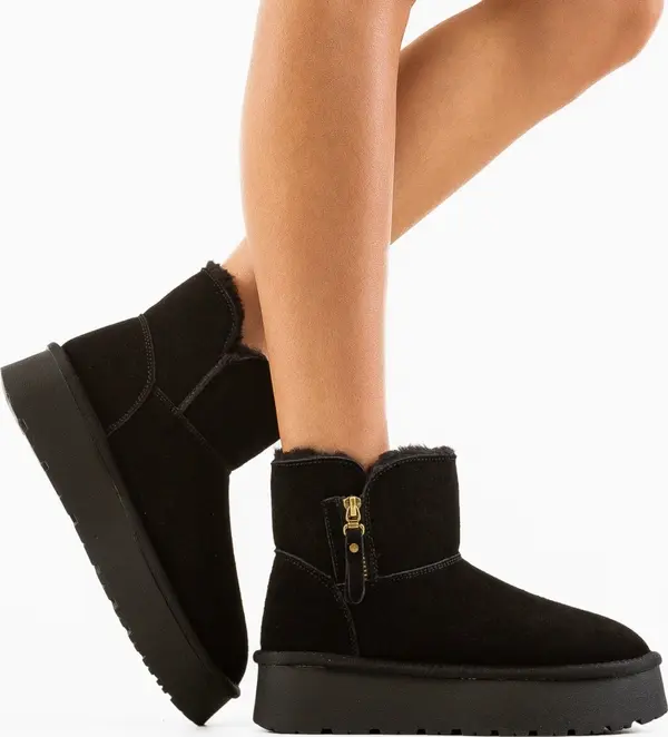 Carolie Ботуши Normi Черни