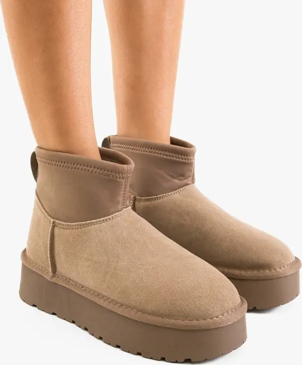 Carolie Ботуши Parfect Каки