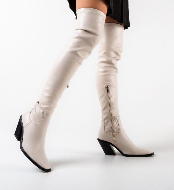 Ali Ботуши Ronia Бежов